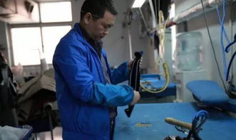 服裝工廠 那些生產流水線上的 夫妻檔